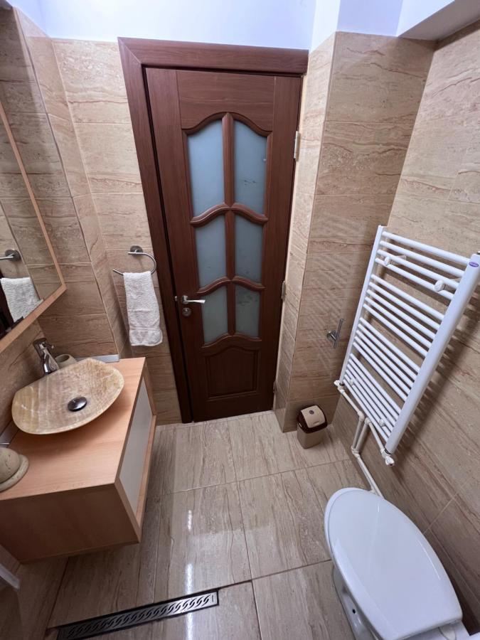 Appartement Mnm Mitropolie à Iasi Extérieur photo