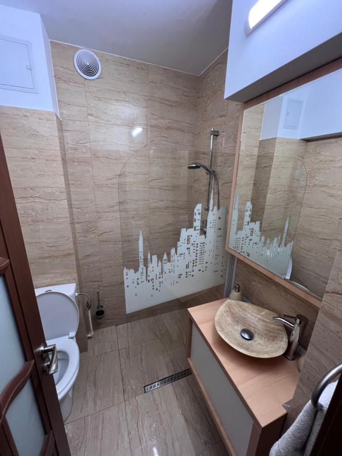 Appartement Mnm Mitropolie à Iasi Extérieur photo